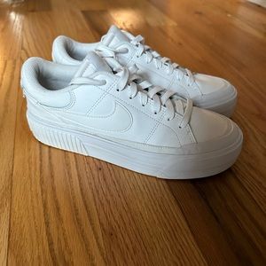 Nike court legacy lift shoes white